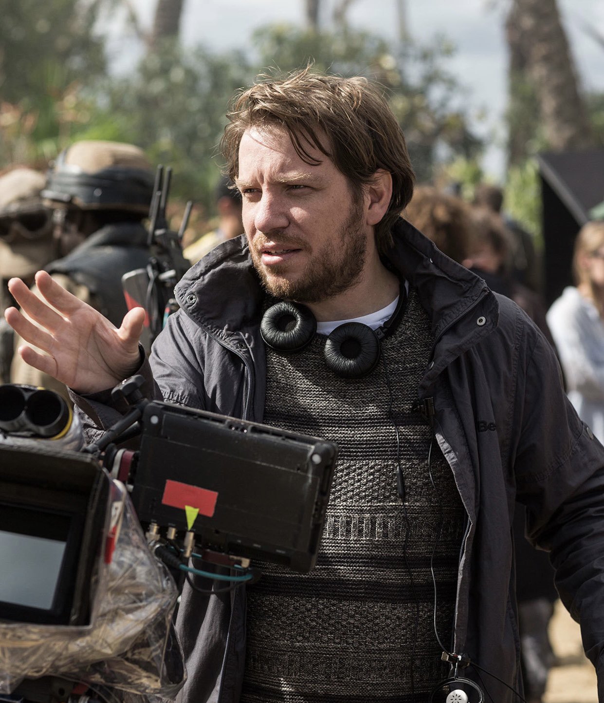 新的《侏罗纪世界》将通过《星战：侠盗一号》进行定向
