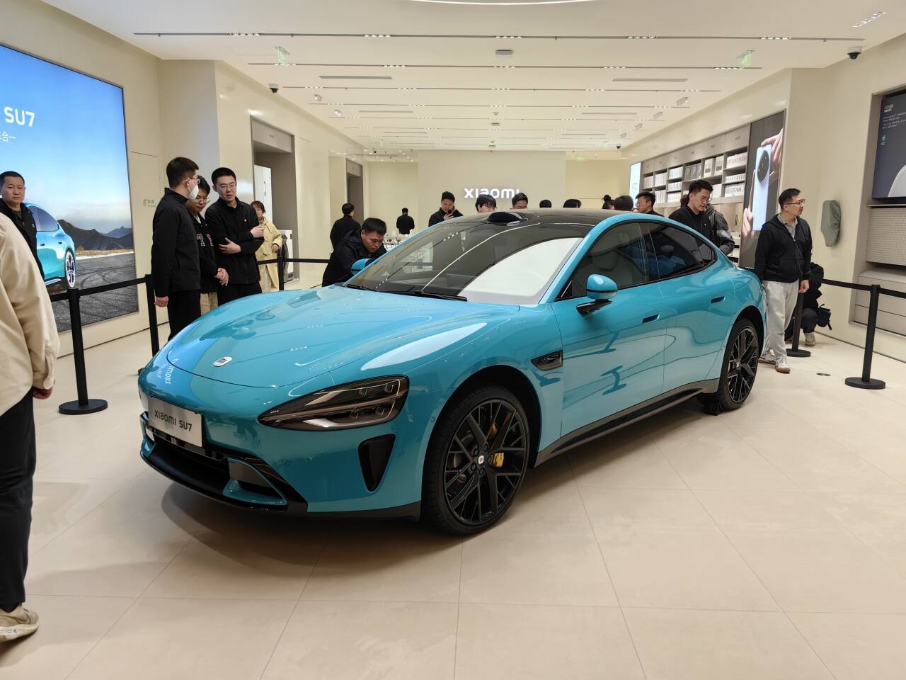 雷军：讨厌品牌溢价小米SU7力争50万以内无竞争对手
