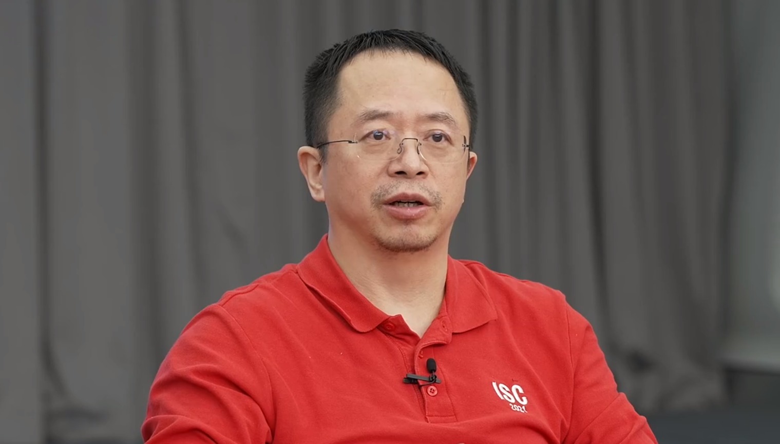 李彦宏称大模型开源意义不大周鸿毅：别被愚弄了
