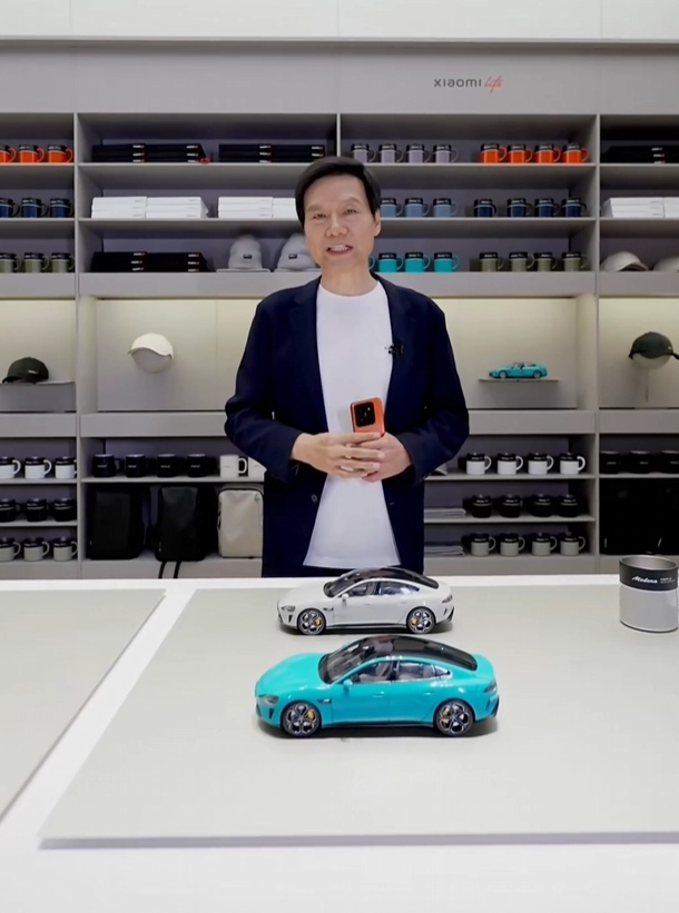 雷军：小米汽车交付中心今年年底将覆盖40个城市
