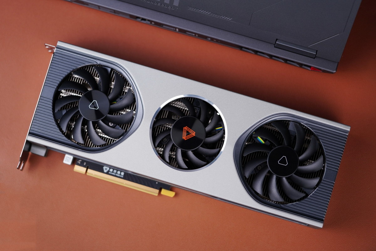 Moore线程图形卡终于支持Win11系统！业绩飙升125%
