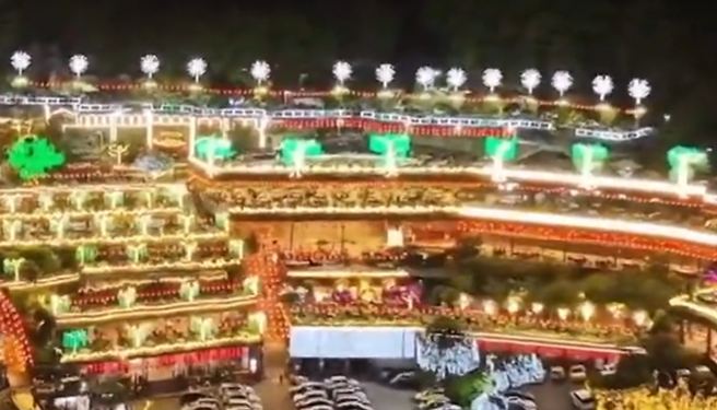 韩国人被重庆火锅吓到了：一座山就是世界上最大的店！
