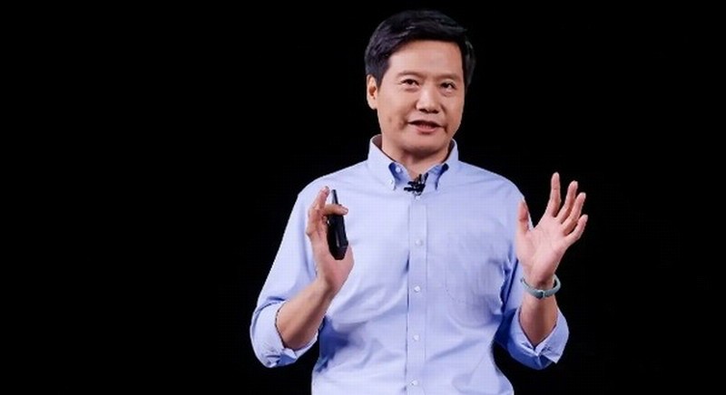 盘点雷军的九个身份：歌手还是汽车司机，哪个更让你惊讶
