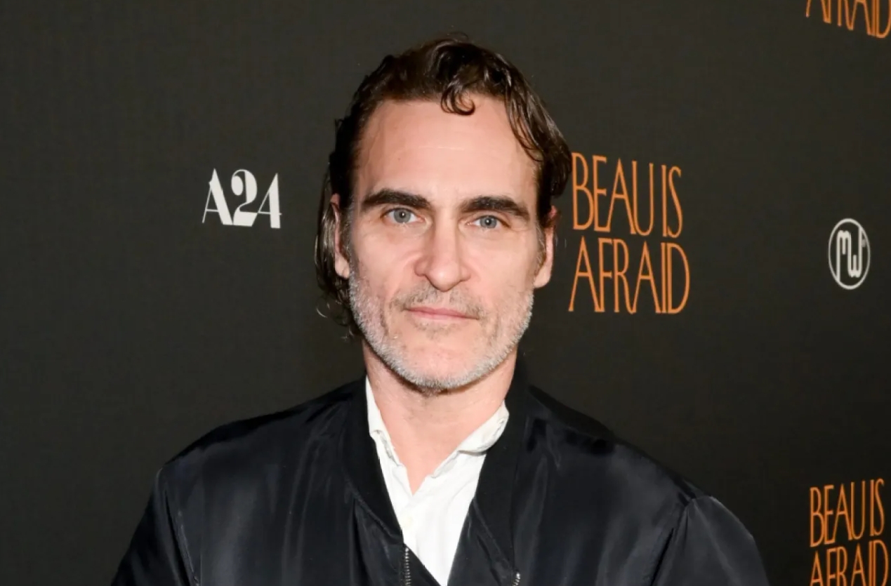 华金·菲尼克斯退出即将上映的同性恋爱情电影
