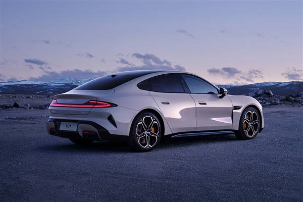 小米造车亏损18亿元，每台SU7亏损6.6万元！卢伟兵积极而详细地回应
