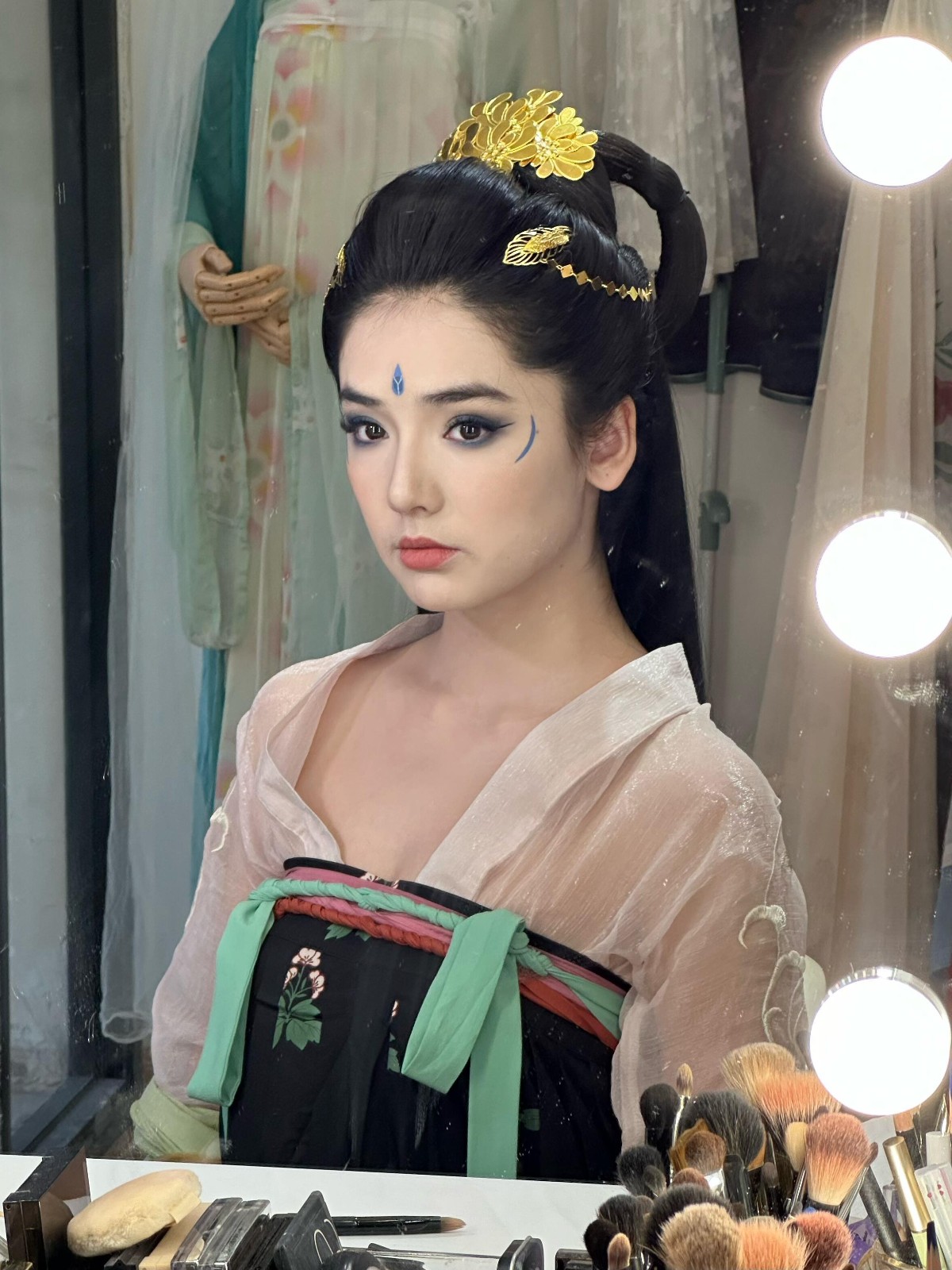 《黑神话》二妹演员COS她的角色比游戏中漂亮多了
